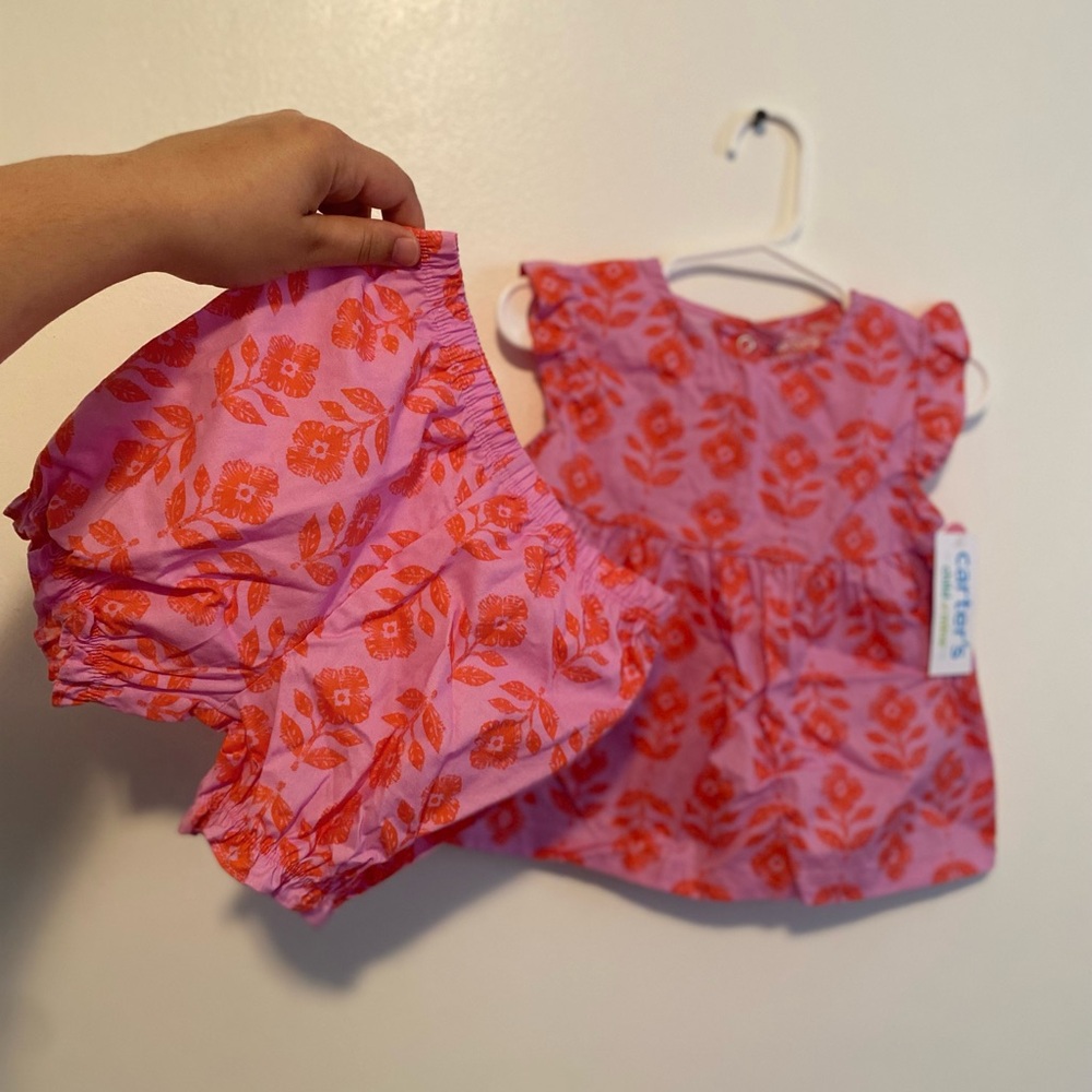 Carter's Matching Set